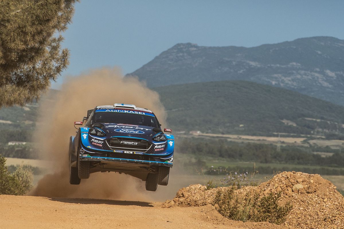 Traits de route entre la Suisse et la Belgique